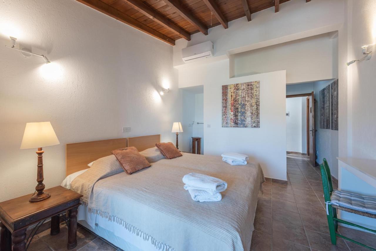 Adamos Hotel Apartments 托其 外观 照片