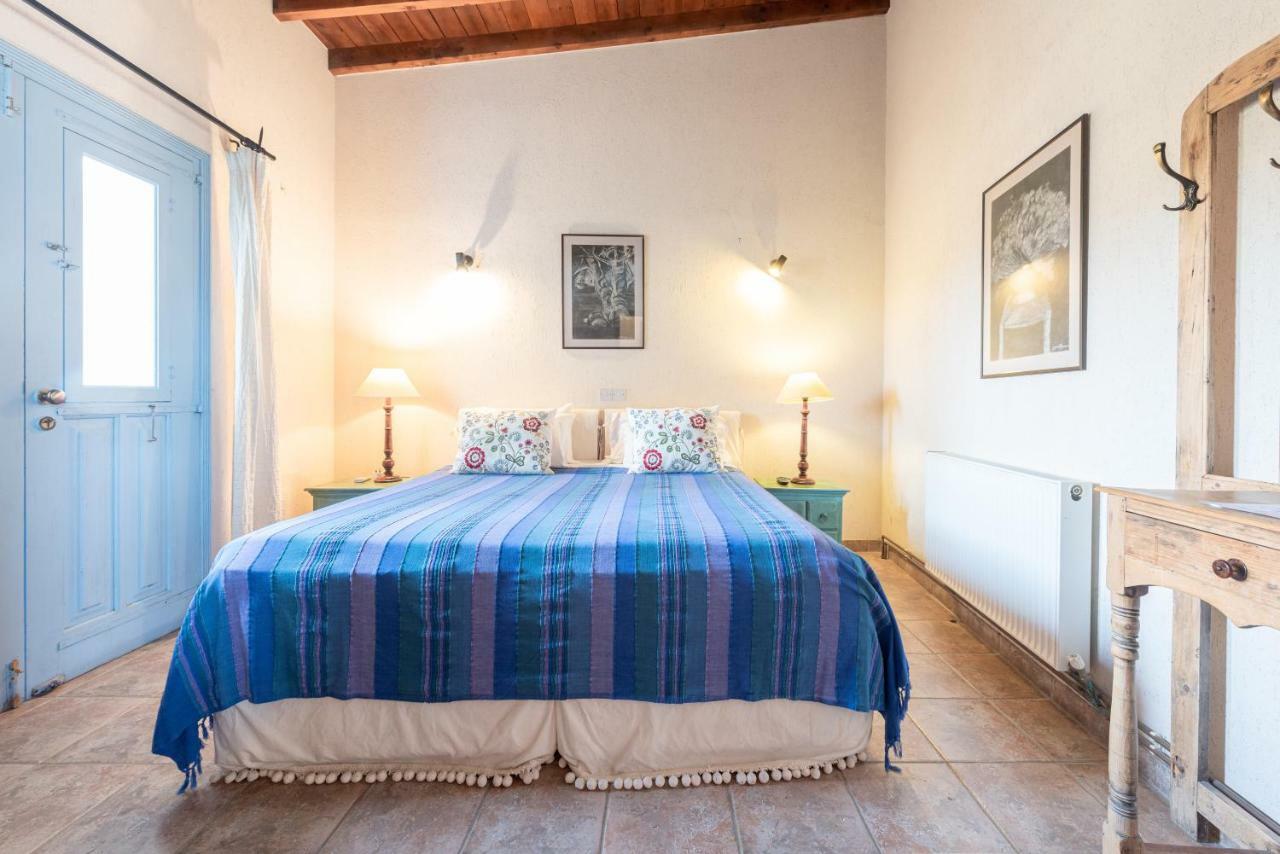 Adamos Hotel Apartments 托其 外观 照片